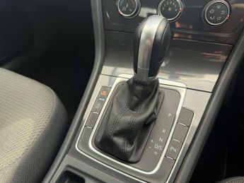 VOLKSWAGEN GOLF 1.5 Golf SE Nav TSi Evo Semi-Auto 5dr