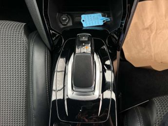PEUGEOT 208 208 GT Ev 5dr