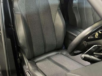 PEUGEOT 3008 1.2 3008 GT Line Premium PureTech S/S Auto 5dr