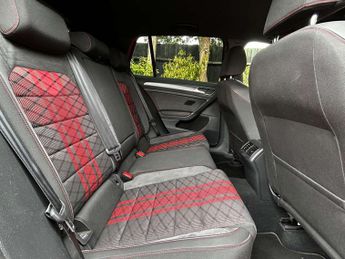 VOLKSWAGEN GOLF 2.0 Golf GTi TCR Semi-Auto 5dr