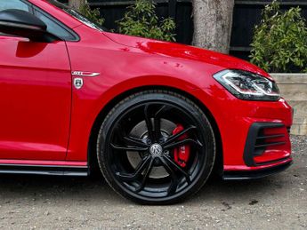 VOLKSWAGEN GOLF 2.0 Golf GTi TCR Semi-Auto 5dr