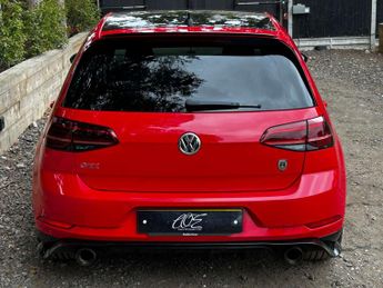 VOLKSWAGEN GOLF 2.0 Golf GTi TCR Semi-Auto 5dr