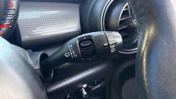 MINI HATCH 1.5 Cooper D Hatchback 5dr Diesel Auto Euro 6 (s/s) (116 ps)