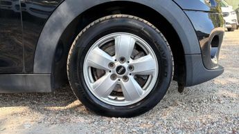 MINI HATCH 1.5 Cooper D Hatchback 5dr Diesel Auto Euro 6 (s/s) (116 ps)