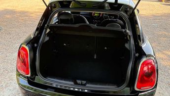 MINI HATCH 1.5 Cooper D Hatchback 5dr Diesel Auto Euro 6 (s/s) (116 ps)