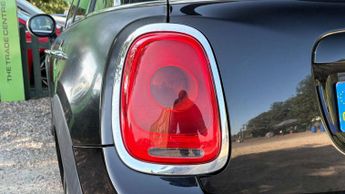 MINI HATCH 1.5 Cooper D Hatchback 5dr Diesel Auto Euro 6 (s/s) (116 ps)