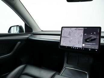 Tesla Model Y ModeL Y Long Range AWD 4WD 5dr