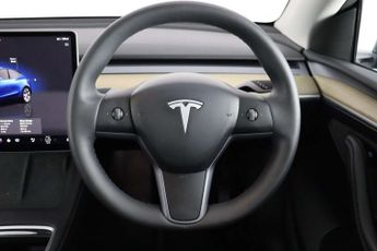 Tesla Model Y (Dual Motor) Long Range SUV 5dr Electric Auto 4WDE (384 bhp)