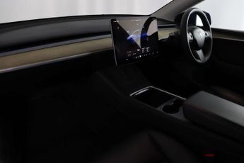 Tesla Model Y (Dual Motor) Long Range SUV 5dr Electric Auto 4WDE (384 bhp)