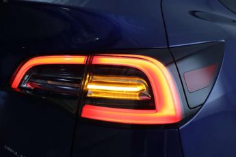 Tesla Model Y (Dual Motor) Long Range SUV 5dr Electric Auto 4WDE (384 bhp)