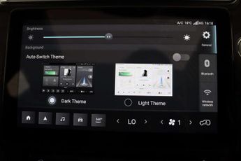 MG MG ZS 72.6kWh Trophy Connect Long Range SUV 5dr Electric Auto (156 ps)