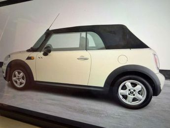 MINI CONVERTIBLE 1.6 One 2dr