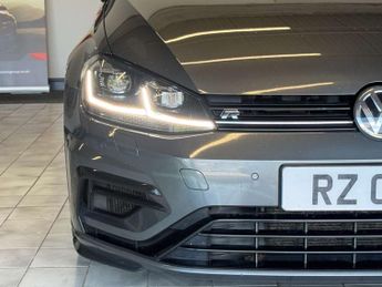 Volkswagen GOLF 2.0 Golf R TSi Semi-Auto 4WD 3dr