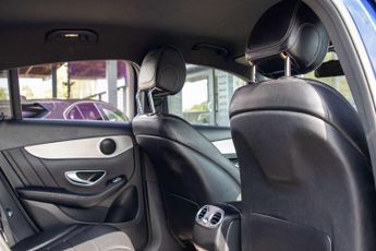 MERCEDES-BENZ GLC 2.1 GLC220d AMG Line Coupe 5dr Diesel G-Tronic 4MATIC Euro 6 (s/