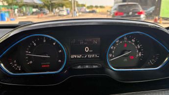 PEUGEOT 2008 1.6 e-HDi Allure SUV 5dr Diesel EGC Euro 5 (s/s) (92 ps)