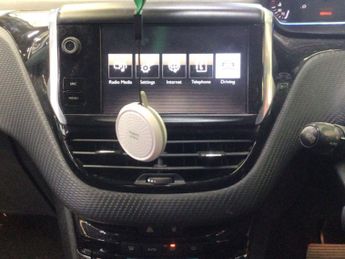 PEUGEOT 2008 1.6 e-HDi Allure SUV 5dr Diesel EGC Euro 5 (s/s) (92 ps)