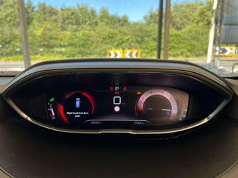 PEUGEOT 3008 1.6 3008 GT Line Blue HDi S/S Auto 5dr