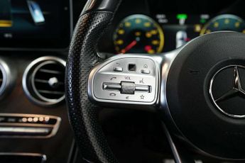Mercedes-Benz C-CLASS 2.0 C 220 AMG Line Premium D Auto 4dr