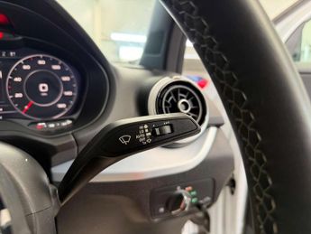 AUDI Q2 1.5 Q2 Black Edition 35 TFSI Semi-Auto 5dr