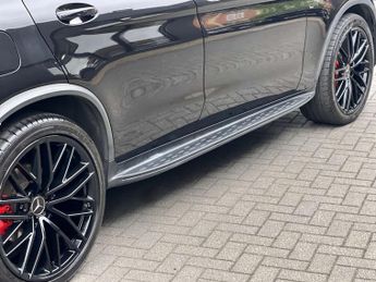 Mercedes-Benz GLC 3.0 GLC43 V6 AMG (Premium Plus) + BODYKIT + SUNROOF + BODYKIT + 
