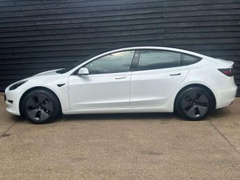 TESLA MODEL 3 Model 3 Standard Range + 4dr