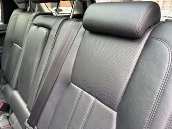 Land Rover DISCOVERY SPORT 2.0 Discovery Sport SE Tech TD4 Auto 4WD 5dr