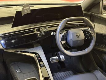 PEUGEOT 5008 1.2 5008 Allure HEV Auto 5dr