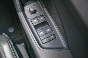 AUDI A3 2.0 TDI 35 S line Saloon 4dr Diesel S Tronic Euro 6 (s/s) (150 p