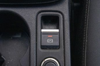 AUDI A3 2.0 TDI 35 S line Saloon 4dr Diesel S Tronic Euro 6 (s/s) (150 p