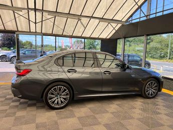 BMW 3 SERIES 2.0 330e M Sport Auto 4dr