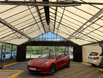TESLA MODEL 3 Model 3 Long Range AWD 4WD 4dr