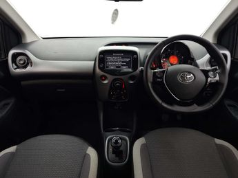 TOYOTA AYGO 1.0 Aygo X-Play TSS VVT-i CVT 5dr
