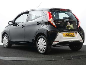 TOYOTA AYGO 1.0 Aygo X-Play TSS VVT-i CVT 5dr