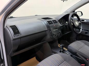 Volkswagen POLO 1.4 Polo S 75 Auto 5dr