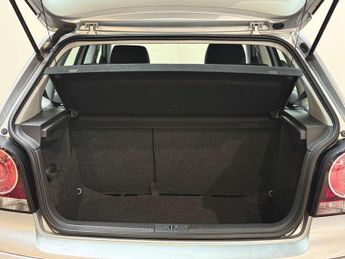 Volkswagen POLO 1.4 Polo S 75 Auto 5dr