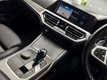 BMW 3 SERIES 2.0 330e 12kWh M Sport Saloon 4dr Petrol Plug-in Hybrid Auto Eur