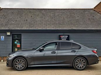 BMW 3 SERIES 2.0 330e 12kWh M Sport Saloon 4dr Petrol Plug-in Hybrid Auto Eur