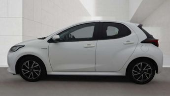 Toyota Yaris 1.5 VVT-h Design Hatchback 5dr Petrol Hybrid E-CVT Euro 6 (s/s) 