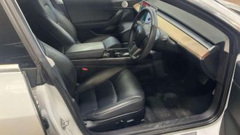 Tesla Model 3 Standard Range Plus Saloon 4dr Electric Auto RWD (241 bhp)