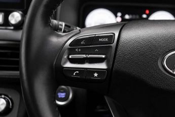 HYUNDAI KONA 39kWh Premium SUV 5dr Electric Auto (10.5kW Charger) (136 ps)