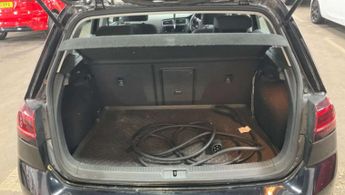 Volkswagen e-Golf 35.8kWh e-Golf Hatchback 5dr Electric Auto (136 ps)