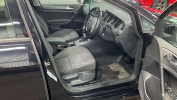 Volkswagen e-Golf 35.8kWh e-Golf Hatchback 5dr Electric Auto (136 ps)