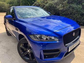 Jaguar F-Pace 2.0 F-PACE R-Sport AWD D Auto 4WD 5dr