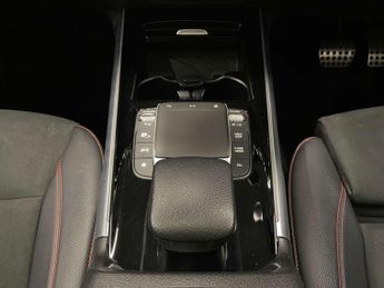 Mercedes-Benz EQB EQB 350 AMG Line Premium 4Matic 4WD 5dr