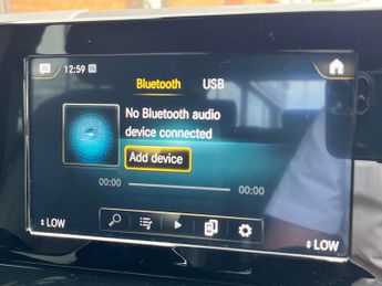 MERCEDES-BENZ B-CLASS 1.3 B 200 Sport Auto 5dr