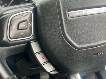 Land Rover RANGE ROVER EVOQUE 2.2 Range Rover Evoque Pure Tech TD4 4WD 5dr