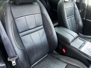 Land Rover RANGE ROVER EVOQUE 2.0 Range Rover Evoque SE D MHEV Auto 4WD 5dr
