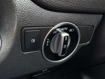MERCEDES-BENZ CLA 2.1 CLA 220 AMG Sport CDi Auto 4dr