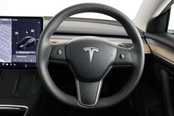 Tesla Model 3 Standard Range Plus Saloon 4dr Electric Auto RWD (241 bhp)