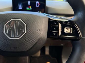 MG 4 MG4 Trophy 5dr